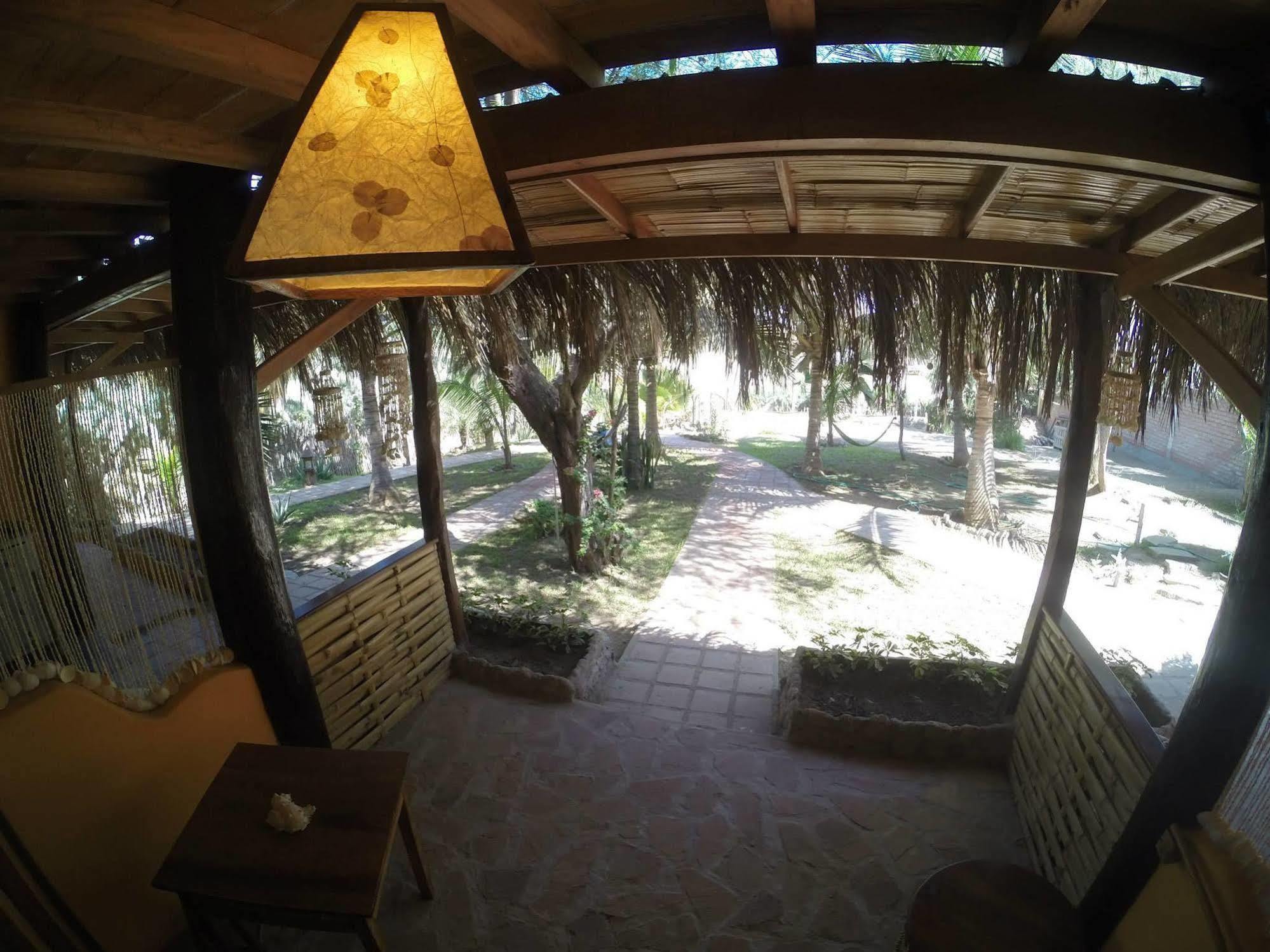 Hospedaje La Quebrada Máncora Extérieur photo